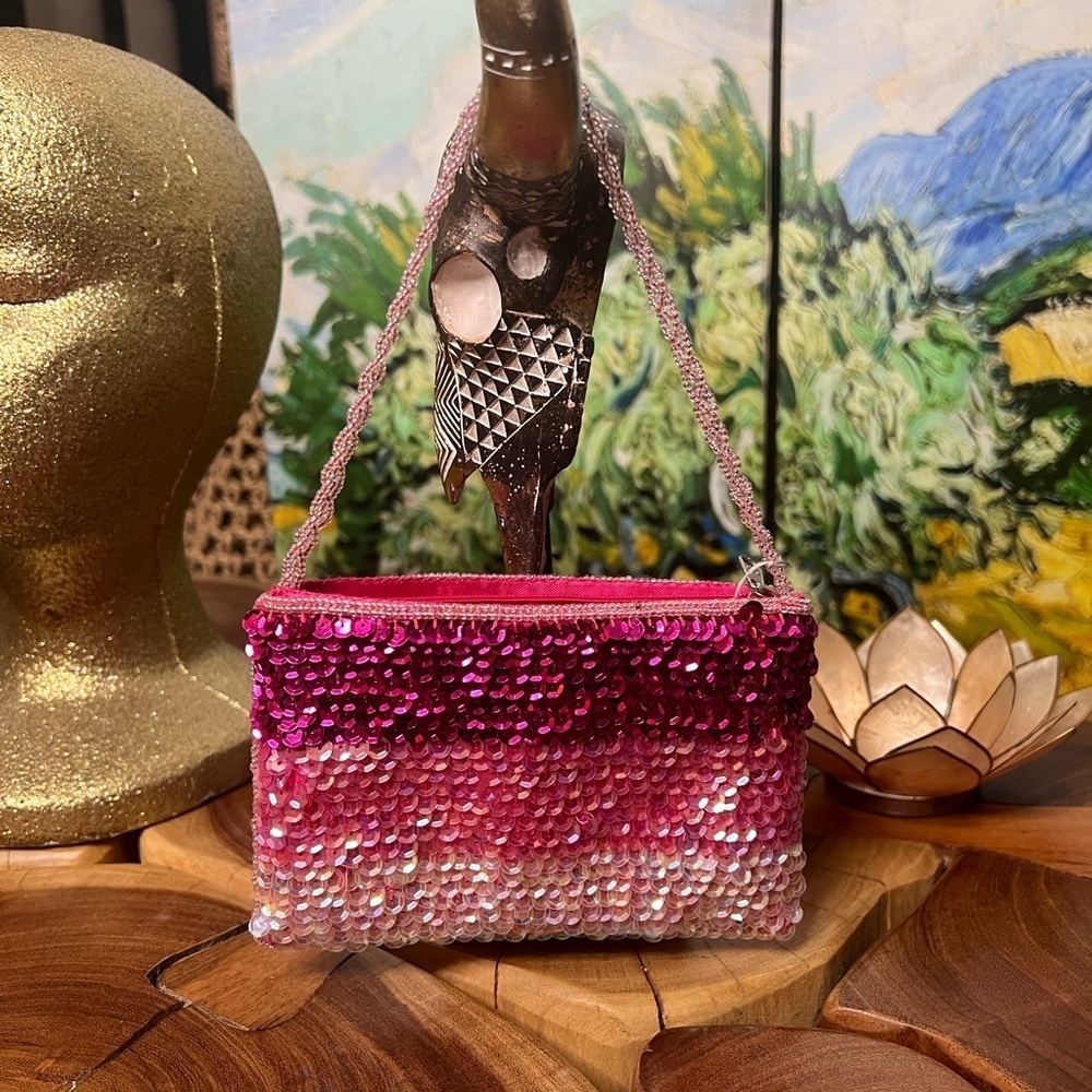 Dover Kidz, pink ombre, beaded wristlet.